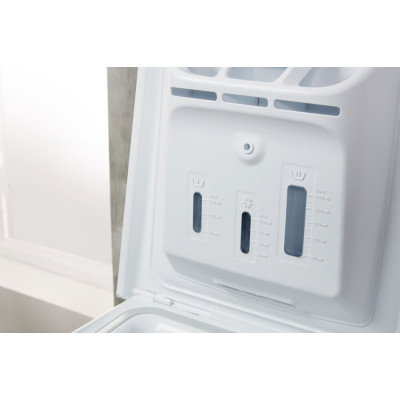 Indesit Пральна машина з верт. завант. BTWE71253PEU, 7кг