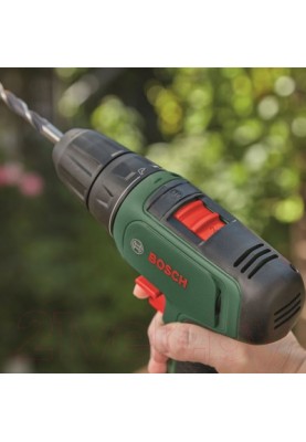 Bosch Шуруповерт-дриль EasyDrill 1200, 12В, 2х1.5Ач, 30Нм, набір свердл і біт, 0.94кг, кейс