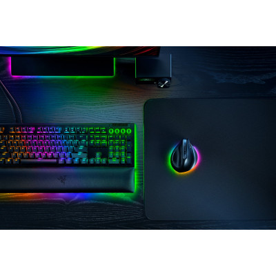 Razer Миша Pro Click V2, USB-A/WL/BT, Vertical Ed., чорний Razer Миша Pro Click V2, USB-A/WL/BT, Vertical Ed., чорний