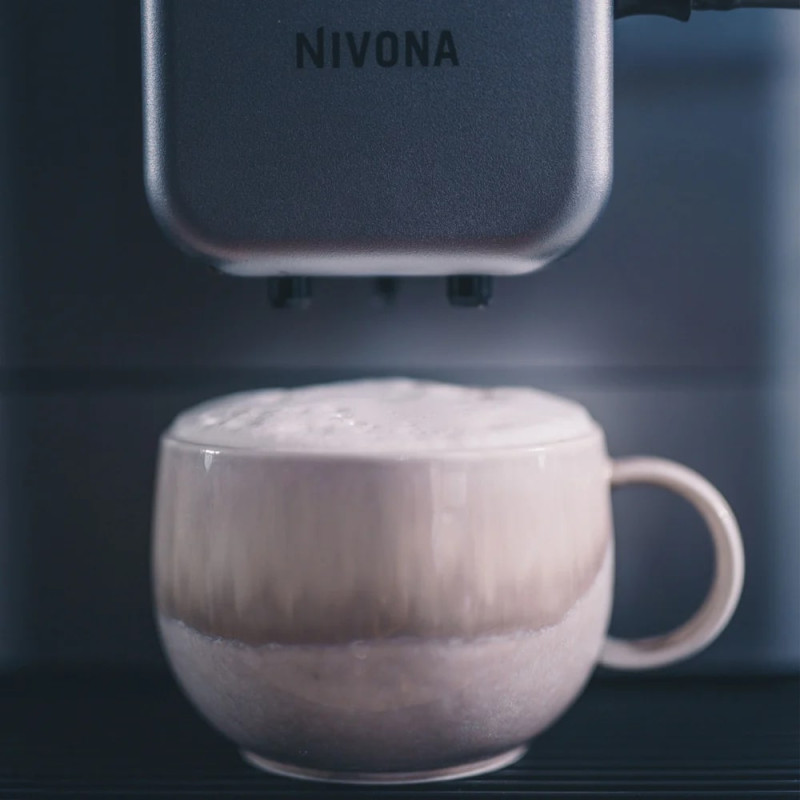 Nivona Кавомашина Nivona CafeRomatica, 1.8л, зерно+мелена, автомат.капуч, дисплей, авторецептів -9, пригот, холодної кави, перлинно-блакитний