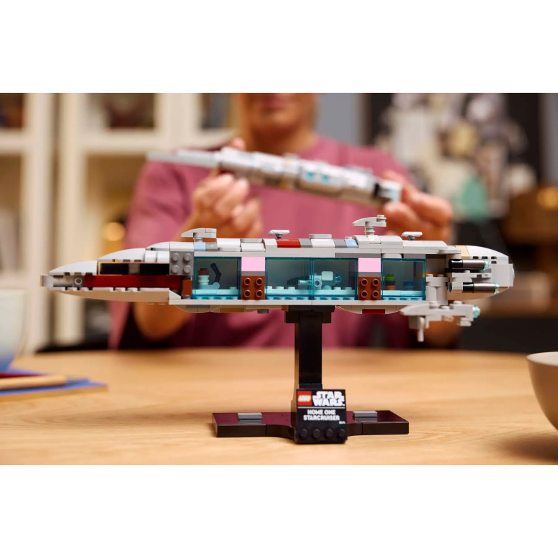 LEGO Конструктор Star Wars Зоряний крейсер «Дім один»