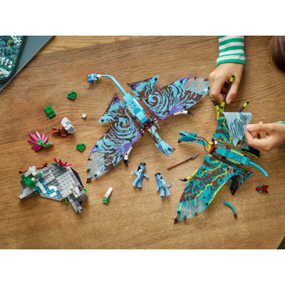 LEGO Конструктор Avatar Перший політ Джейка і Нейтірі на Банши