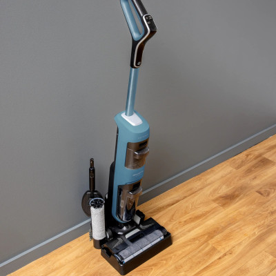 Rowenta Пилосос Rowenta безпровідний миючий X-Clean 2, 120Вт, конт пилок -0.44л, конт для води-0.73л, автон. робота до 35хв, вага-5кг, НЕРА, чорно-блакитний Rowenta Пилосос Rowenta безпровідний миючий X-Clean 2, 120Вт, конт пилок -0.44л, конт для води-0.73л, автон. робота до 35хв, вага-5кг, НЕРА, чорно-блакитний