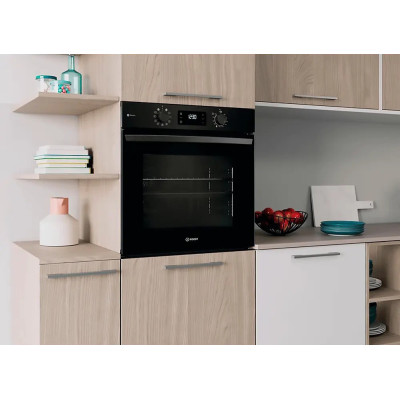 Indesit Духова шафа Indesit електрична, 71л, A+, дисплей, конвекція, чорний Indesit Духова шафа Indesit електрична, 71л, A+, дисплей, конвекція, чорний