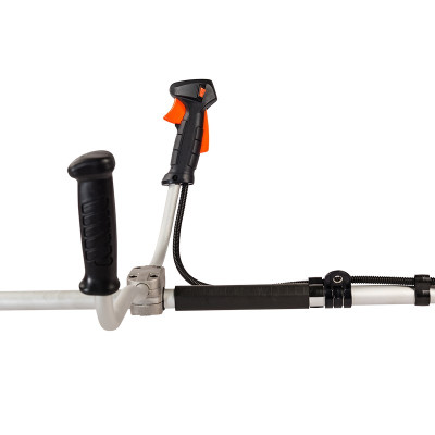 TEKHMANN Тример садовий бензиновий BCG-2215 52см.куб 3.1к.с. ліска 48см ніж 25.5см 8.1кг