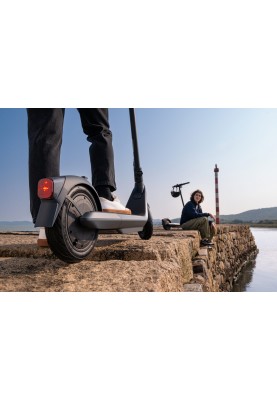 Segway Електросамокат E2 PRO E, чорний