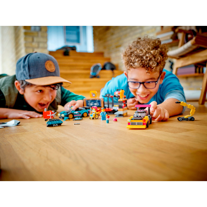 LEGO Конструктор City Тюнінг-ательє