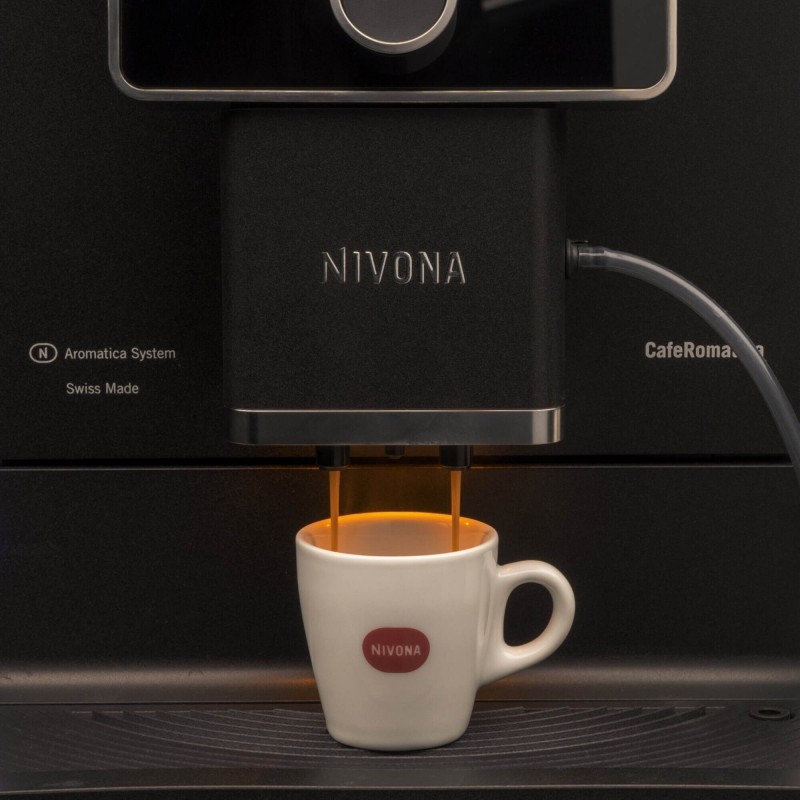 Nivona Кавамашина автоматична CafeRomatica NICR 930, 1455 Вт., резервуар для води 1.8 л., 15 Бар., сенсор, капучінатор, чорний.