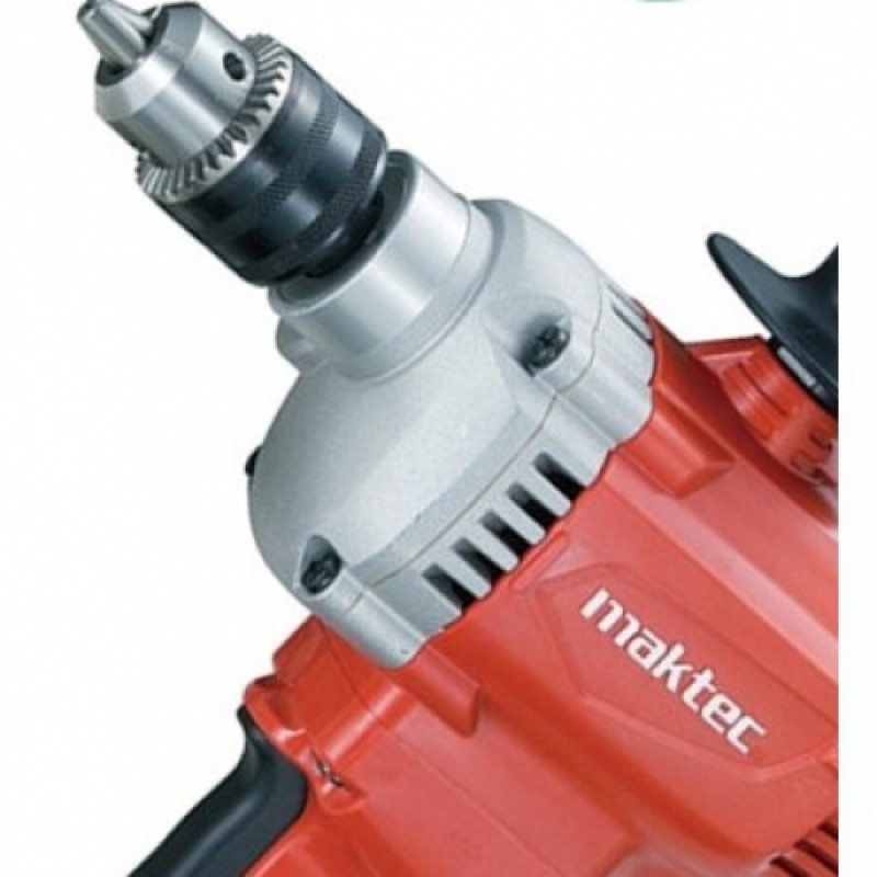 Makita MT M 6201, 750 Вт, 1,5 - 13 мм, 2,7 кг