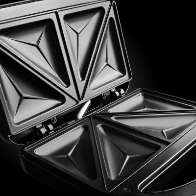 Russell Hobbs Мультимейкер Fiesta 750Вт, алюміній, 3 пластини, корпус-нержав.сталь/пластик, чорний