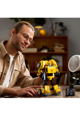 LEGO Конструктор Icons Трансформери. Бамблбі