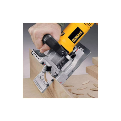DeWALT Фрезер ламельний 600Вт 10000об/хв 100мм кейс 3.0кг