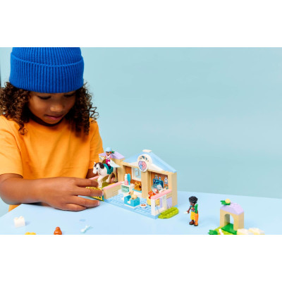 LEGO Конструктор LEGO Friends Ветеринарна клініка