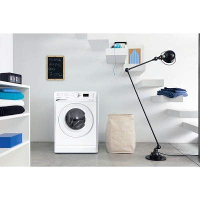 Indesit Пральна машина Indesit фронтальна, 5кг, 1000, A++, 43см, білий Indesit Пральна машина Indesit фронтальна, 5кг, 1000, A++, 43см, білий