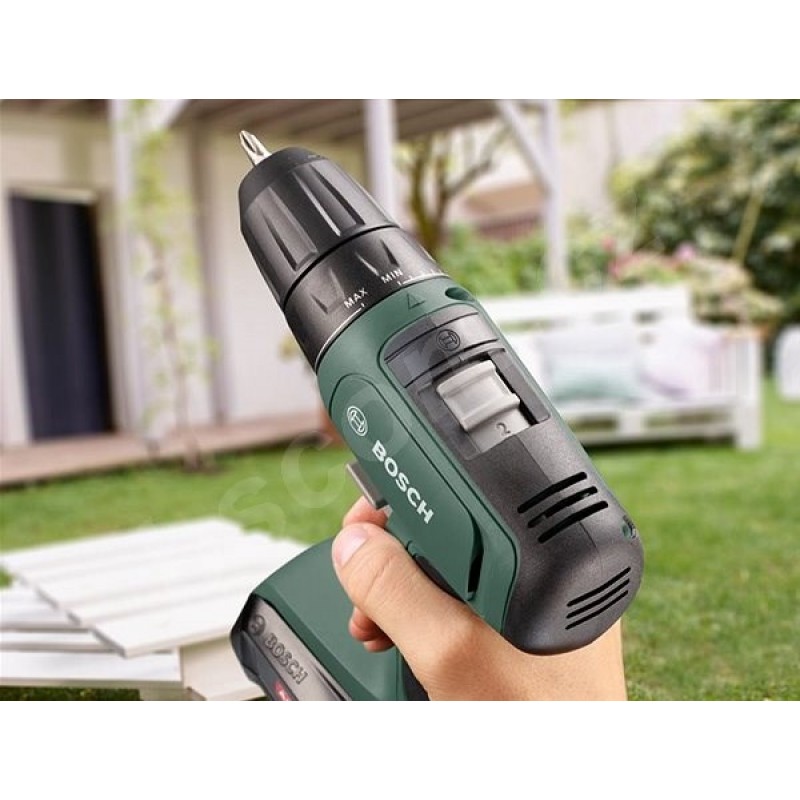 Bosch UniversalDrill 18