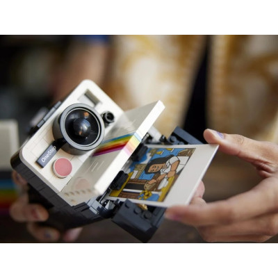 LEGO Конструктор Ideas Polaroid OneStep SX-70 LEGO Конструктор Ideas Polaroid OneStep SX-70