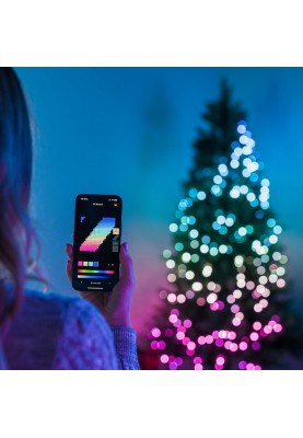 Twinkly Гірлянда Smart LED Twinkly tree Strings RGB 500 налаштована на 2.1м ялинці