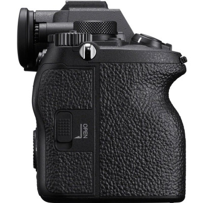 Sony Цифр. фотокамера Sony Alpha 7M4 body black ILCE7M4B.CEC