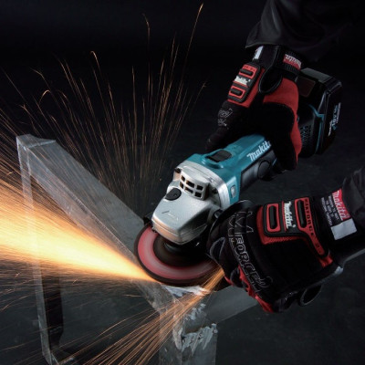 Makita DGA452Z кутова