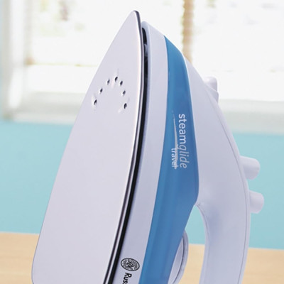 Russell Hobbs Утюг Russell Hobbs дорожній, 760Вт, 80мл, нерж. сталь, блакитна