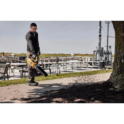DeWALT Повітродув садовий акумуляторний DeWalt XR FLEXVOLT 54В 257.5км/год 3.2кг без АКБ та ЗП