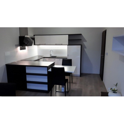 Faber Витяжка похила, 80см, 1290м.куб/год, Daisy Bk A80, чорний