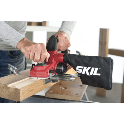 Skil Рубанок 1590 AA 710Вт 82мм стругання до 2мм 2.6кг