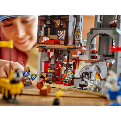 LEGO Конструктор Creator Середньовічний замок із рыцарем на коні
