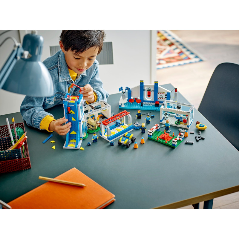 LEGO Конструктор City Поліцейська академія