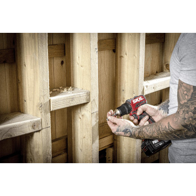 Skil Шурупокрут-дриль акумуляторний 3065 CA Compact 20В безщітковий 1х2.5А·рік 60Нм 500·1800об·хв 0.9кг