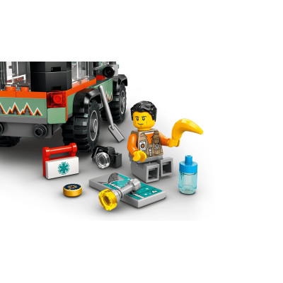 LEGO Конструктор LEGO City Позашляхова гірська вантажівка 4x4 LEGO Конструктор LEGO City Позашляхова гірська вантажівка 4x4