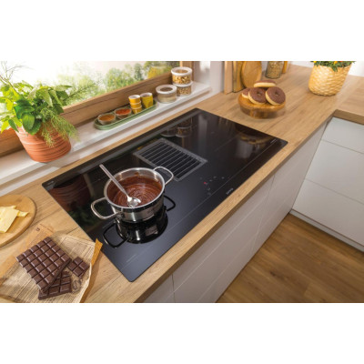Gorenje Варильна поверхня індукційна, 83см, розширена зона, вбудована витяжка, 620м.куб/год, чорний Gorenje Варильна поверхня індукційна, 83см, розширена зона, вбудована витяжка, 620м.куб/год, чорний