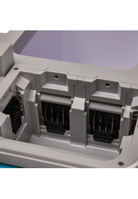 Makita Холодильник акумуляторний мобільний CW001GZ 40V XGT 220 / 12В /40В XGT з функцією нагріву -18°/+60° 20л 13кг