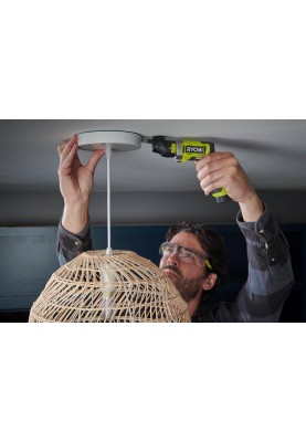 Ryobi Викрутка акумуляторна USB Lithium RSD4-120TA2 4В 1х2А·год 5Нм 200об·хв 2 насадки 10 біт 0.31кг кейс