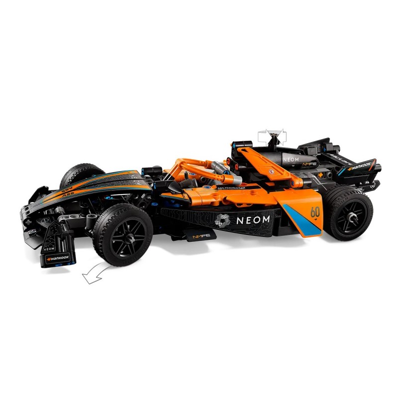 LEGO Конструктор Technic Автомобіль для перегонів NEOM McLaren Formula E