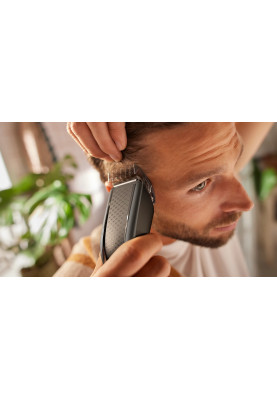 Philips Машинка для стриження Series 7000, акум., роторний мотор, насадок-3, кейс,ножиці, гребінець в компл, сталь, чорно-сірий