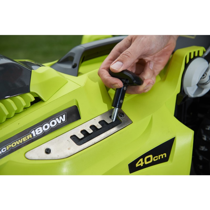 Ryobi Газонокосарка RLM18E40H 1800Вт 40см 50л 20-70мм EasyEdge 15кг