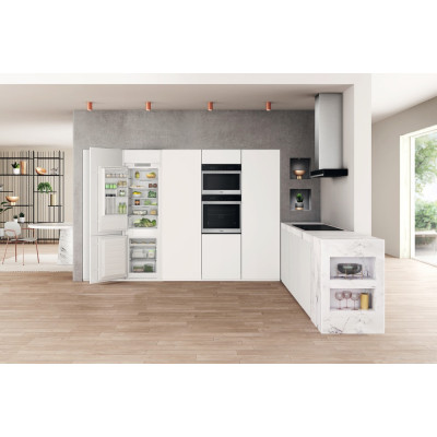 Whirlpool Вбуд. холодильник WHC18T311 Whirlpool Вбуд. холодильник WHC18T311