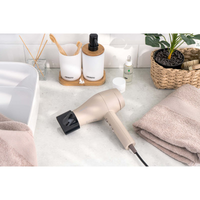 ARDESTO Фен Pearl Cream HD-Y700PERL, 1800-2000Вт, 2 швидкості, 3 темп.режими, бежевий ARDESTO Фен Pearl Cream HD-Y700PERL, 1800-2000Вт, 2 швидкості, 3 темп.режими, бежевий