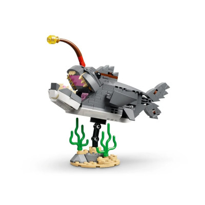 LEGO Конструктор LEGO Creator Люта акула зі скринею скарбів