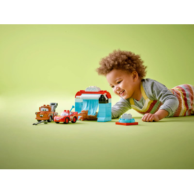 LEGO Конструктор DUPLO Disney TM Розваги Блискавки МакКвіна й Сирника на автомийці