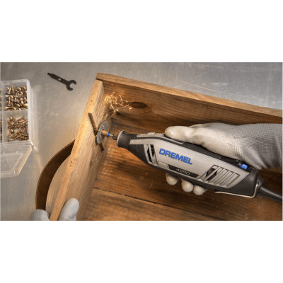 Dremel Шліфмашина шліфувально-гравірувальна акумуляторна Dremel 4250-1/35 175В 5000-35000об/хв 35 насадок кейс 0.60кг Dremel Шліфмашина шліфувально-гравірувальна акумуляторна Dremel 4250-1/35 175В 5000-35000об/хв 35 насадок кейс 0.60кг