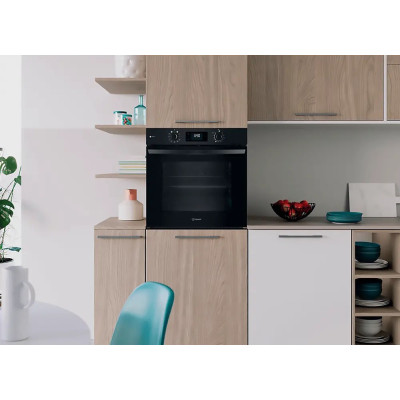 Indesit Духова шафа Indesit електрична, 71л, A+, дисплей, конвекція, чорний Indesit Духова шафа Indesit електрична, 71л, A+, дисплей, конвекція, чорний