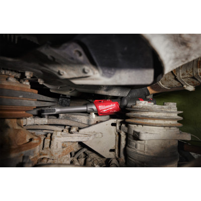 Milwaukee Гайковерт ударний кутовий акумуляторний Milwaukee M12 FUEL 12В 81Нм 350об/хв +набір приладдя 1.2кг без АКБ та ЗП