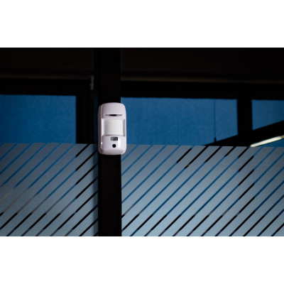 U-Prox Датчик руху з камерою фото за запитом PIR Cam White, бездротовий, білий