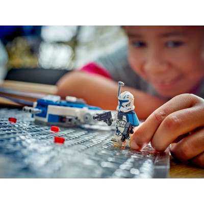 LEGO Конструктор LEGO Star Wars Мікровинищувач Y-Wing Капітана Рекса