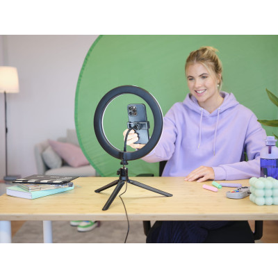 Trust Комплект для стримінгу Maku+ 2-in-1 Streaming Kit, зелений фон та кільцева лампа Trust Комплект для стримінгу Maku+ 2-in-1 Streaming Kit, зелений фон та кільцева лампа