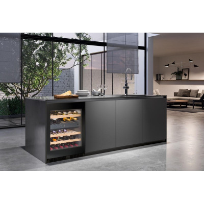 Liebherr Холодильник Liebherr для вина вбудований, 82x60х57.5, полиць - 5, зон - 2, бут-34, ST, чорний Liebherr Холодильник Liebherr для вина вбудований, 82x60х57.5, полиць - 5, зон - 2, бут-34, ST, чорний