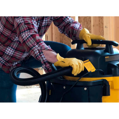 DeWALT Пилосос професійний DeWalt 1050Вт 15кПа контейнер 20л 62кг