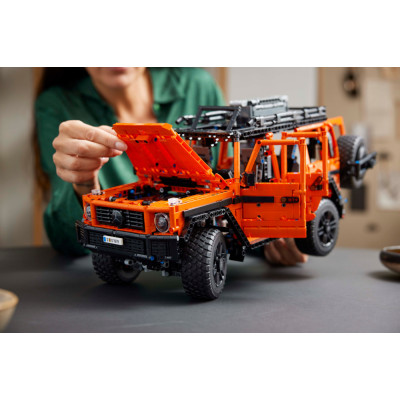 LEGO Конструктор Technic Mercedes-Benz G 500 PROFESSIONAL Line